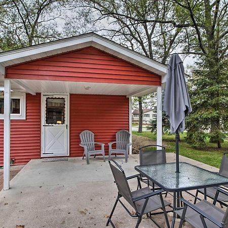 National City Cottage With Patio, Steps To Lake! Eksteriør bilde